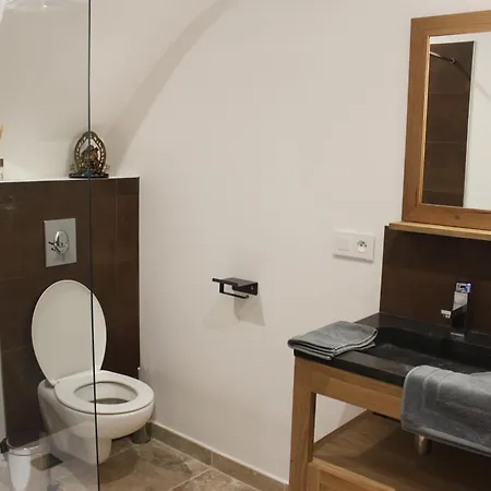 Les Secrets De L'Isle Apartment Room photo